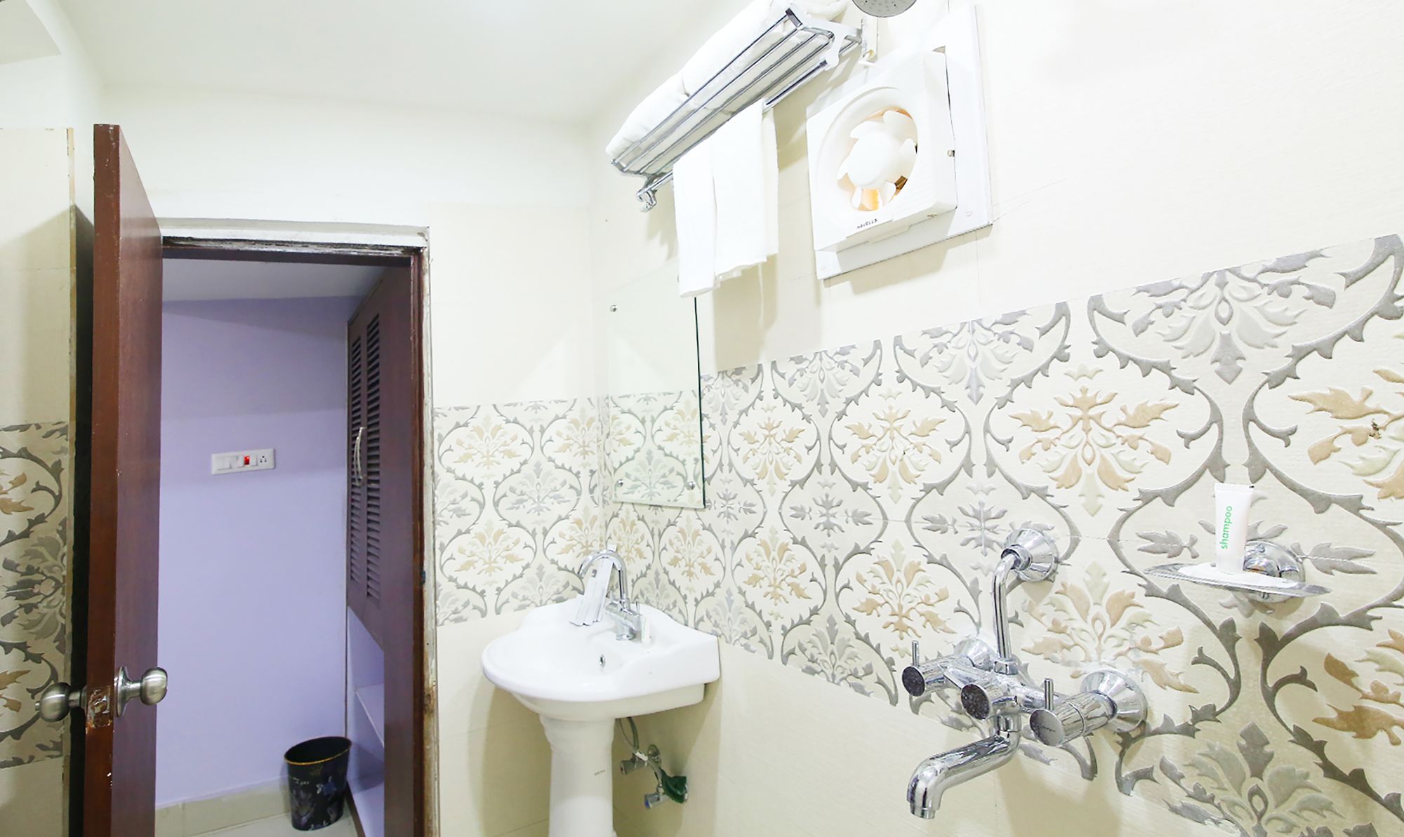 Oyo 14579 The Hangout Jamshedpur Exterior photo